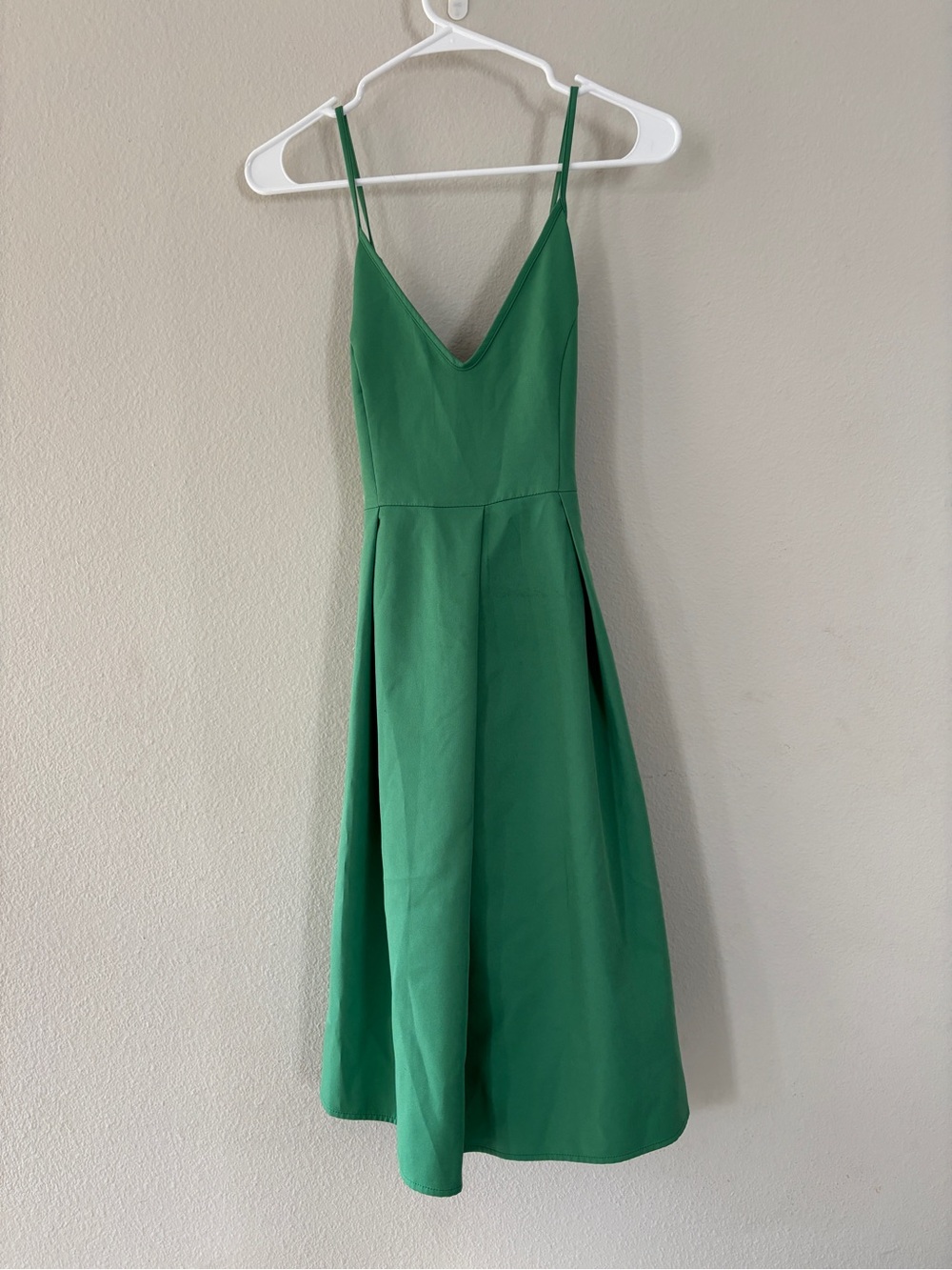 Elia Cher Green Crisscross Back Midi Dress Size S